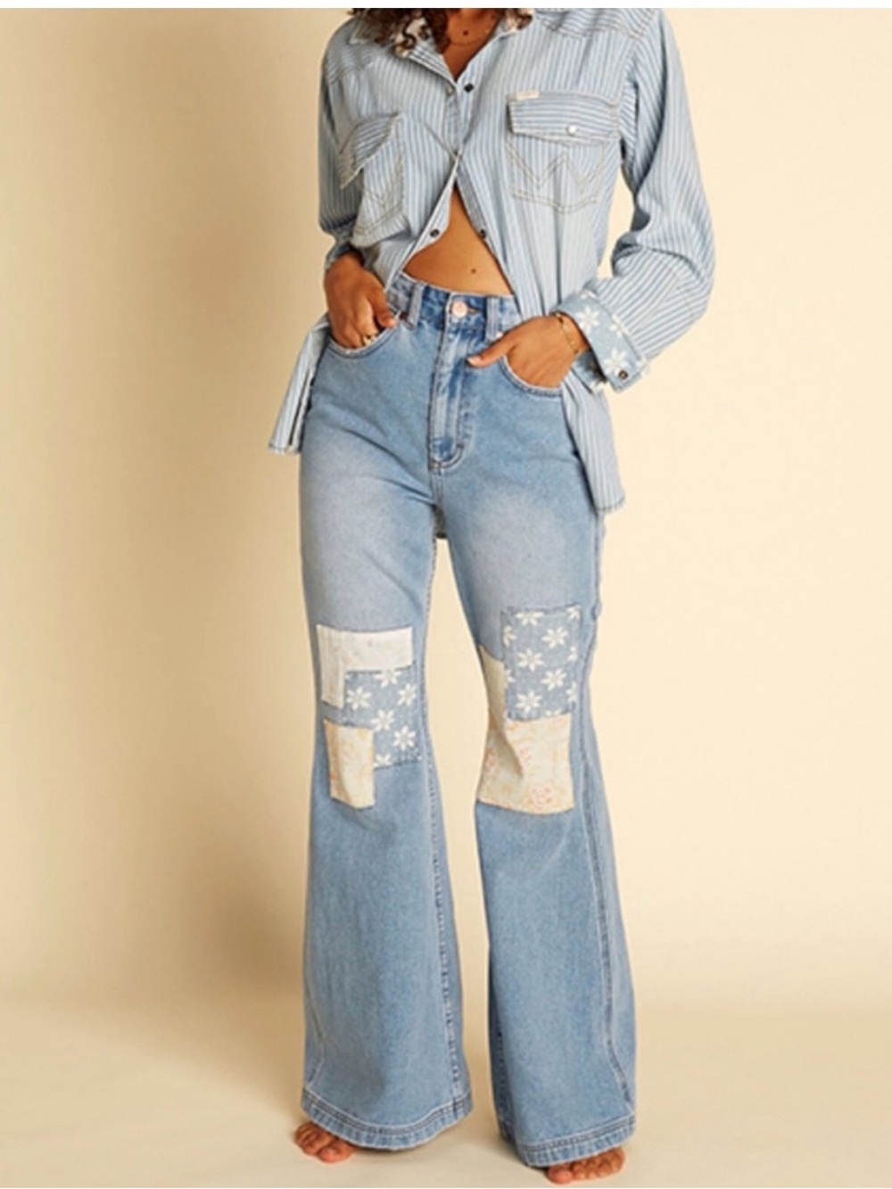Wrangler x Billabong flared jeans light-wash patchwork design 27